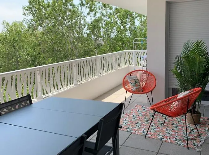 Superbe appartement vue sur le port classé 3 étoiles
